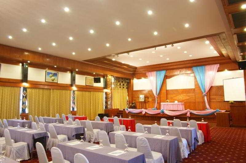 Jomtien Holiday Pattaya Otel Dış mekan fotoğraf