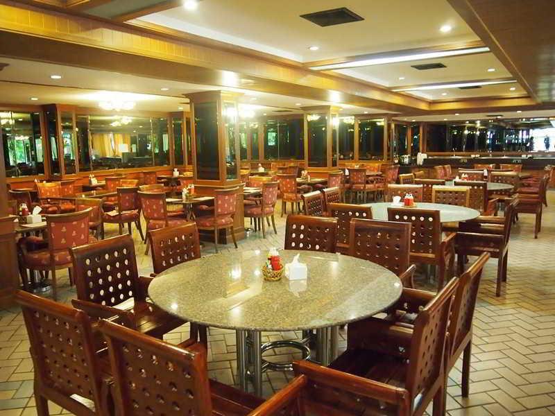 Jomtien Holiday Pattaya Otel Dış mekan fotoğraf